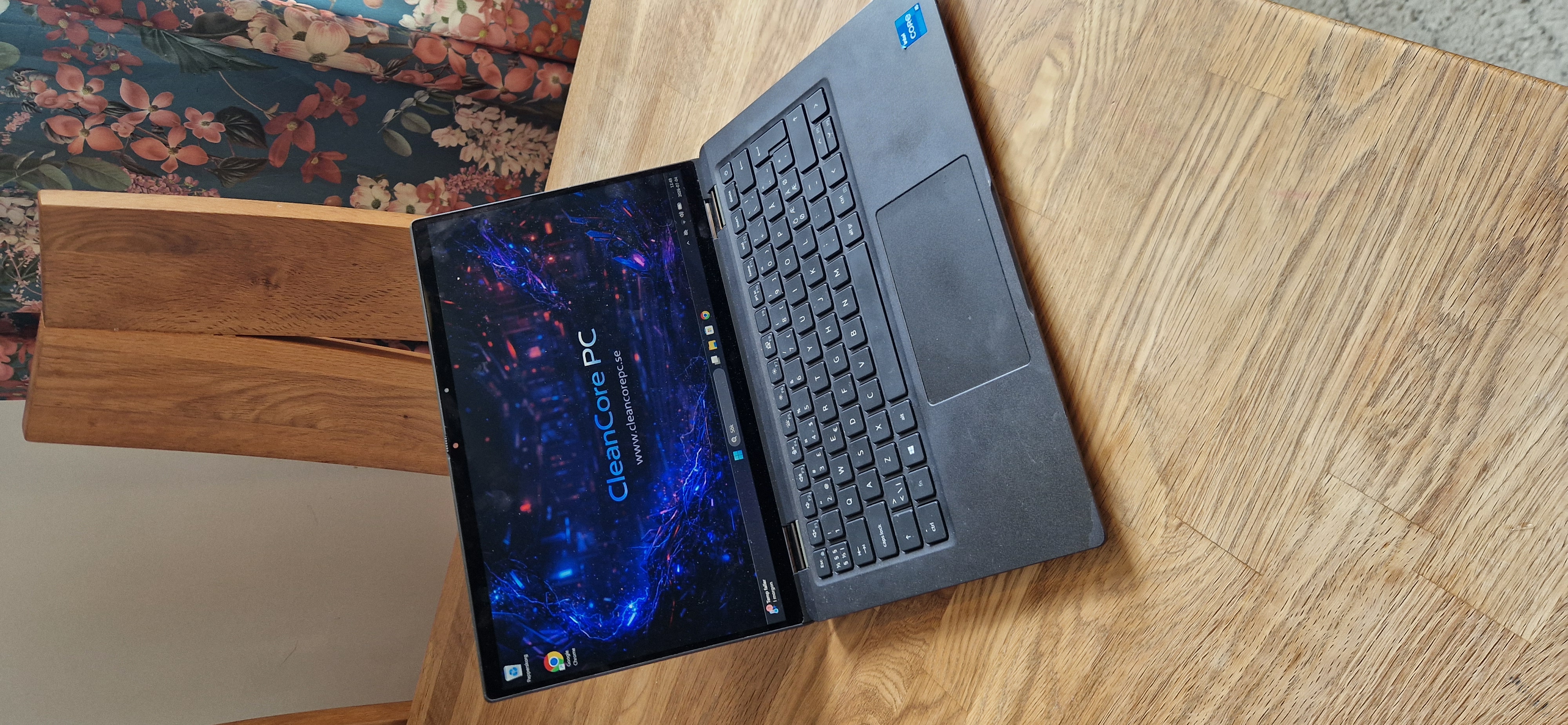 Dell Latitude 7420 – Touch i5-1135G7 / 8 GB RAM / 256 GB SSD / Windows 11 Pro